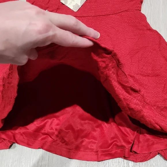 Red Puff-Sleeve Tie-Back Mini Dress - Picture 5 of 10